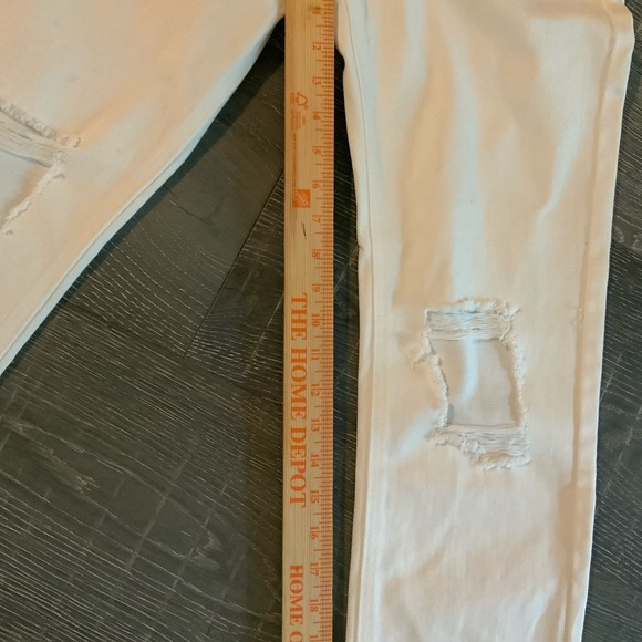 Women Shop Stevie size 28 distressed white jeans. - Picture 6 of 8